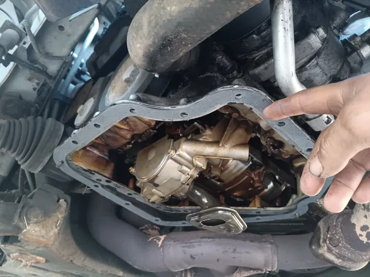 Lower-engine service.